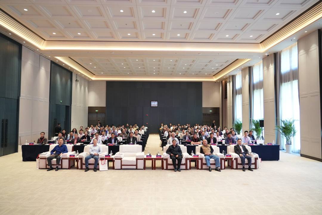 皇冠信用盘最高占成
_共话模式动物领域未来皇冠信用盘最高占成
!第二届中国模式动物研发与应用高质量发展研讨会在赣州举行