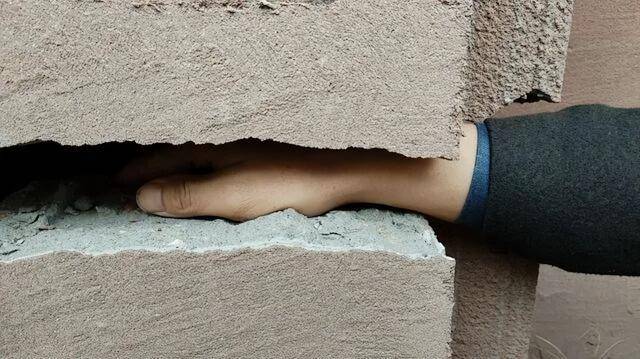 皇冠信用盘去哪里弄
_“能放进一个男人的手”皇冠信用盘去哪里弄
！吉安一小区被曝外墙开裂严重