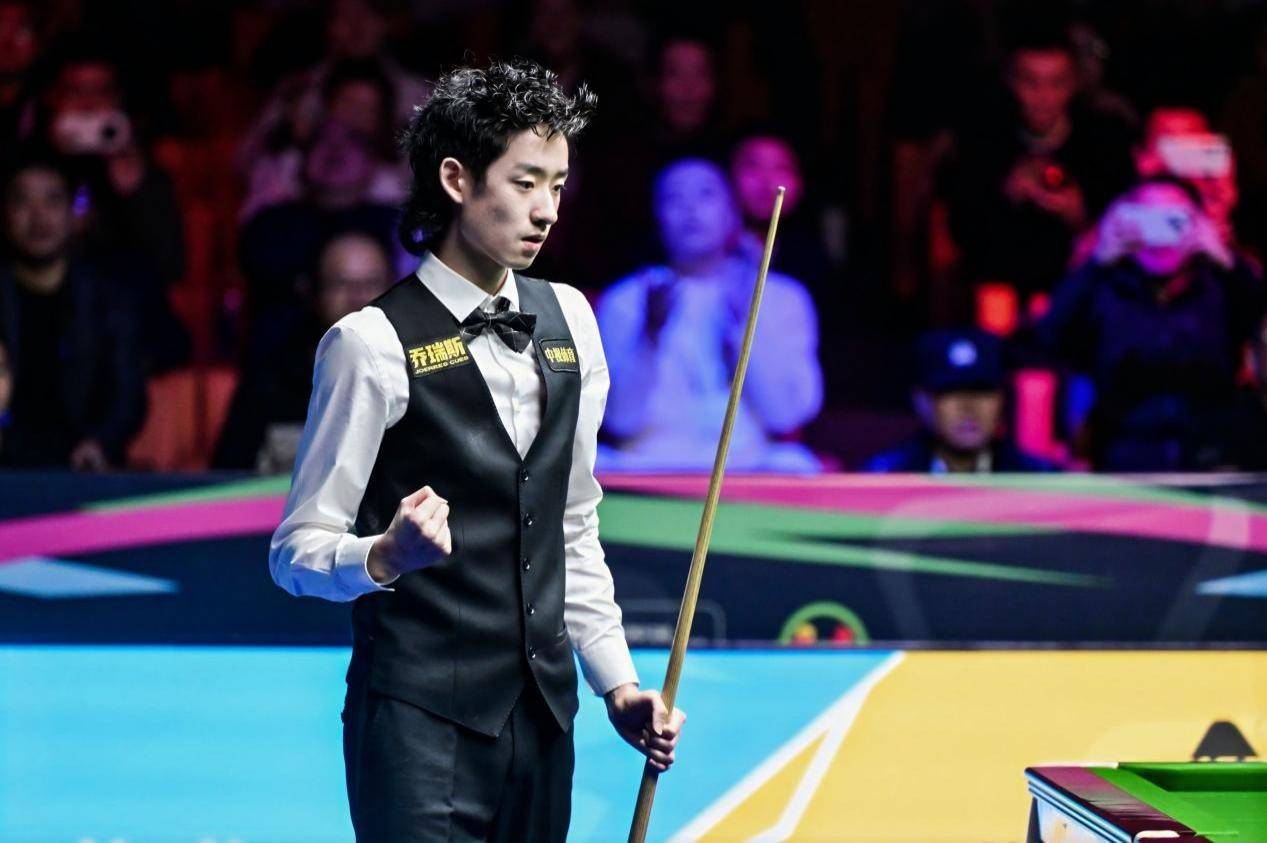 皇冠信用網如何开户
_斯诺克国锦赛新王加冕 中国小将吴宜泽南京登顶夺生涯首冠