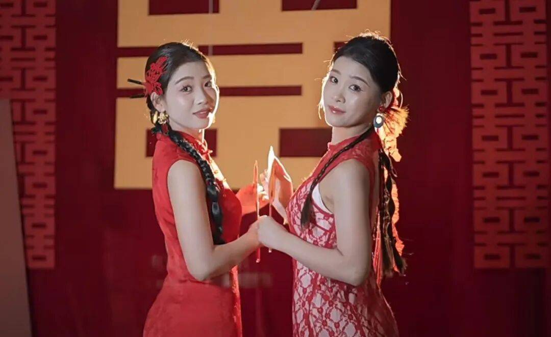 皇冠信用網足球代理
_河南双胞胎兄弟同天迎娶双胞胎姐妹皇冠信用網足球代理
,网友:复制粘贴的幸福