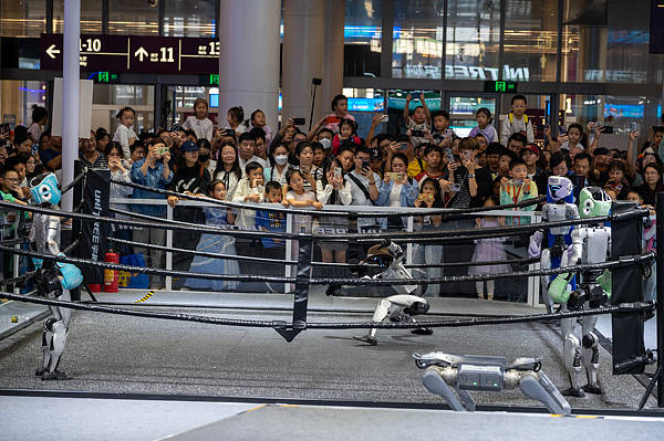 皇冠体育App下载
_澳媒感叹:中国过去试图追赶西方皇冠体育App下载
,现在赶上了,但西方未来可能赶不上中国