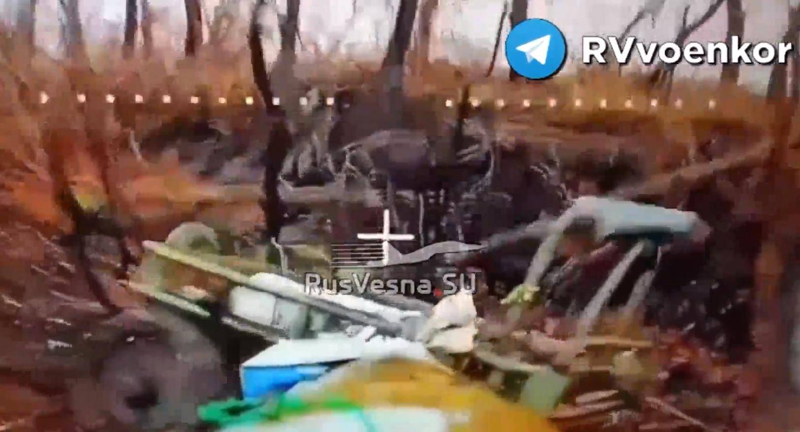 怎么注册皇冠信用盘
_俄军被狠狠上一课:打假海马斯怎么注册皇冠信用盘
,乌军藏地道,靠机器人无人机作战