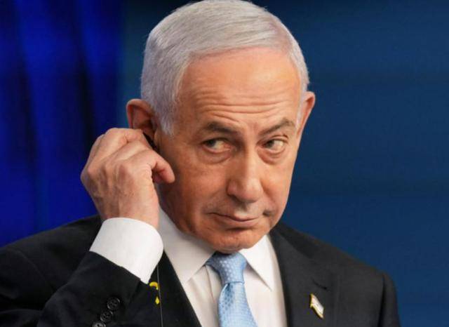 皇冠ag hga039_伊朗2000枚导弹对准美基地皇冠ag hga039，中国把话带到，特朗普按下开战暂停键