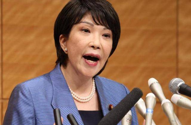 皇冠信用网_日本物价全线失控皇冠信用网,这回高市早苗扛不住了,开启了“割肉救命”之路!